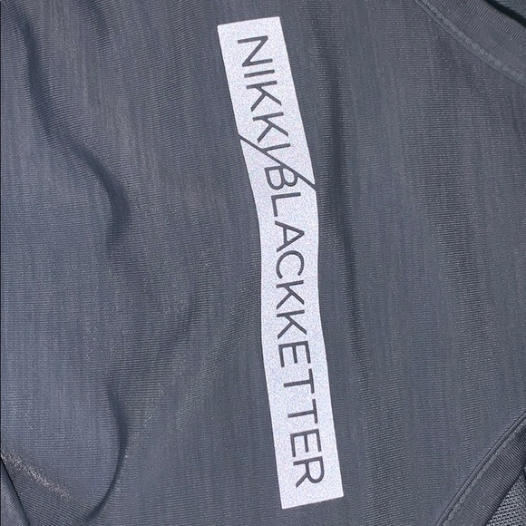 Gymshark Nikki B top season 2 M 🔹RARE🔹 - Picture 4 of 4